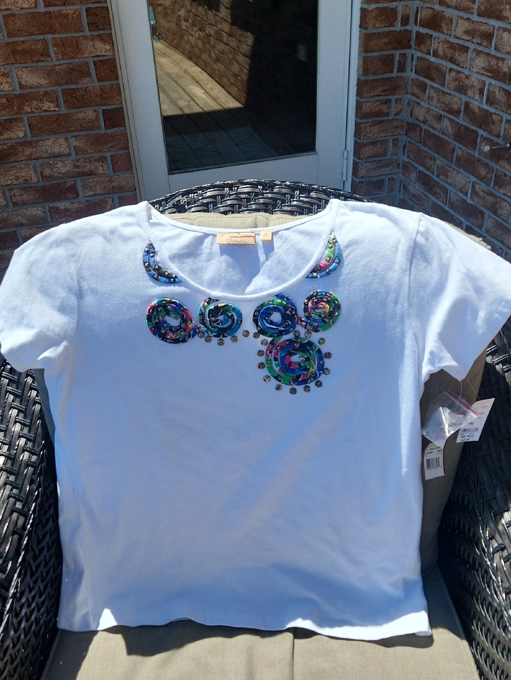 NWT Choices White Tee with Swirl Fabric Appliques and Studding Sz Med